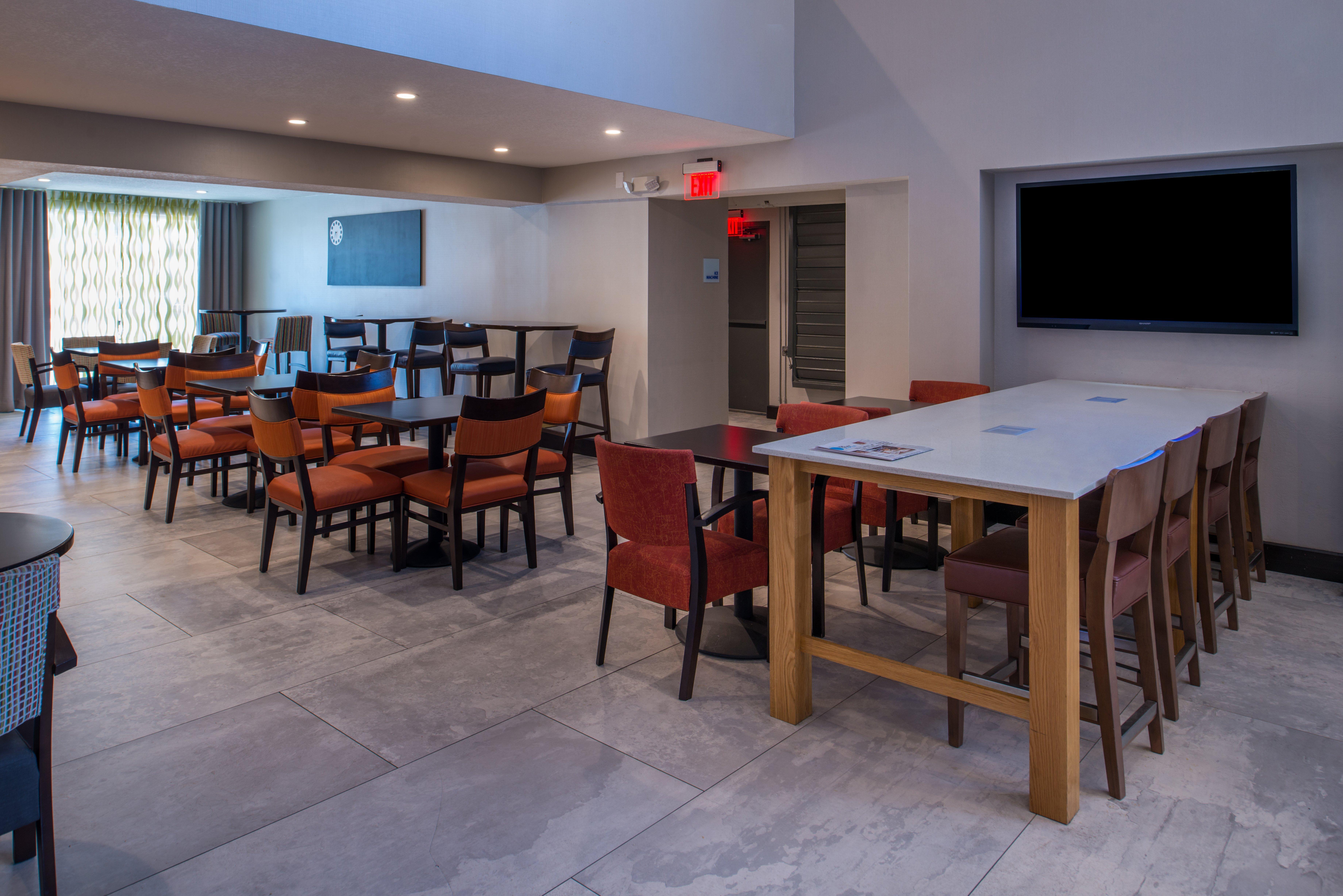 Holiday Inn Express & Suites San Antonio Medical - Six Flags By Ihg Dış mekan fotoğraf