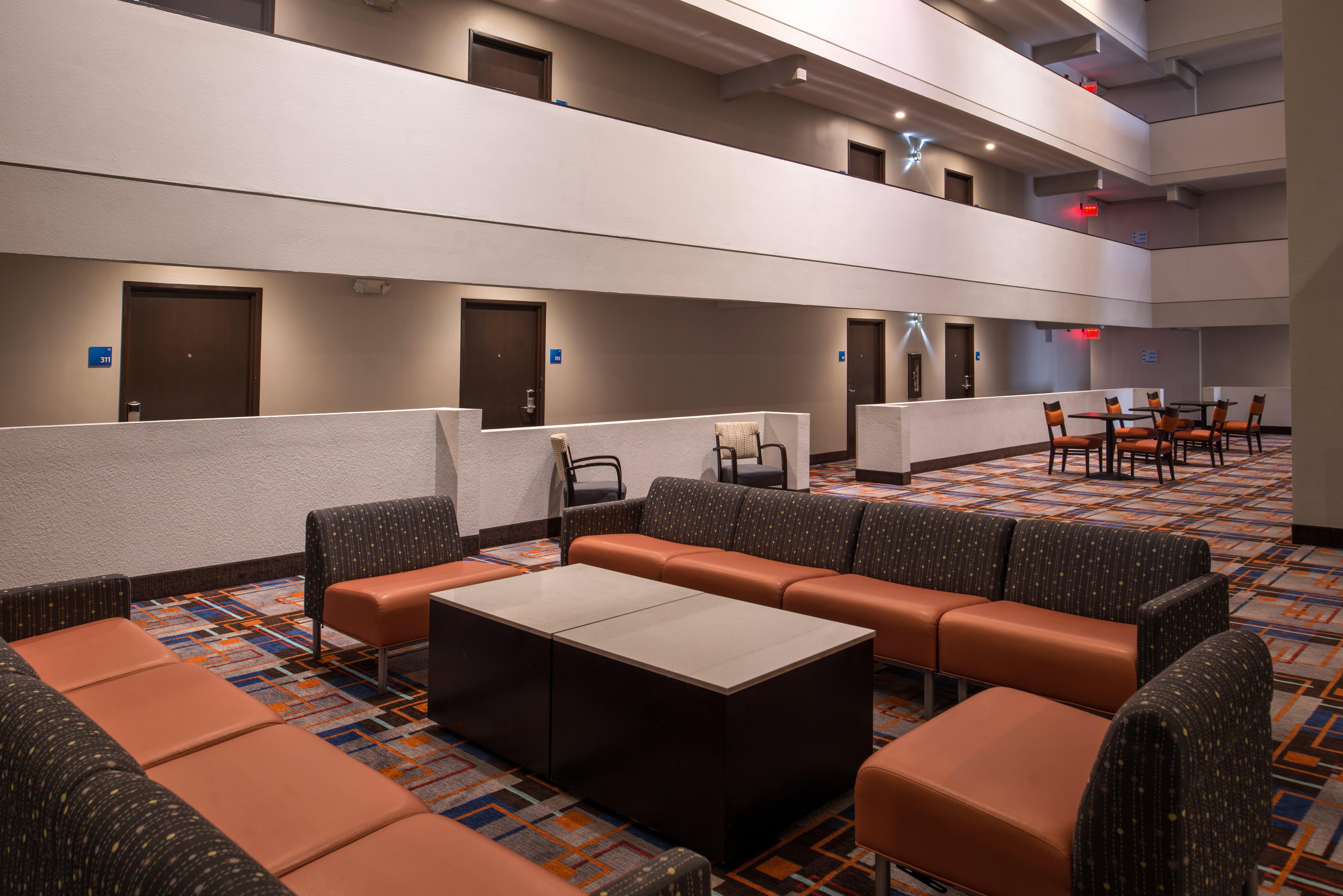 Holiday Inn Express & Suites San Antonio Medical - Six Flags By Ihg Dış mekan fotoğraf